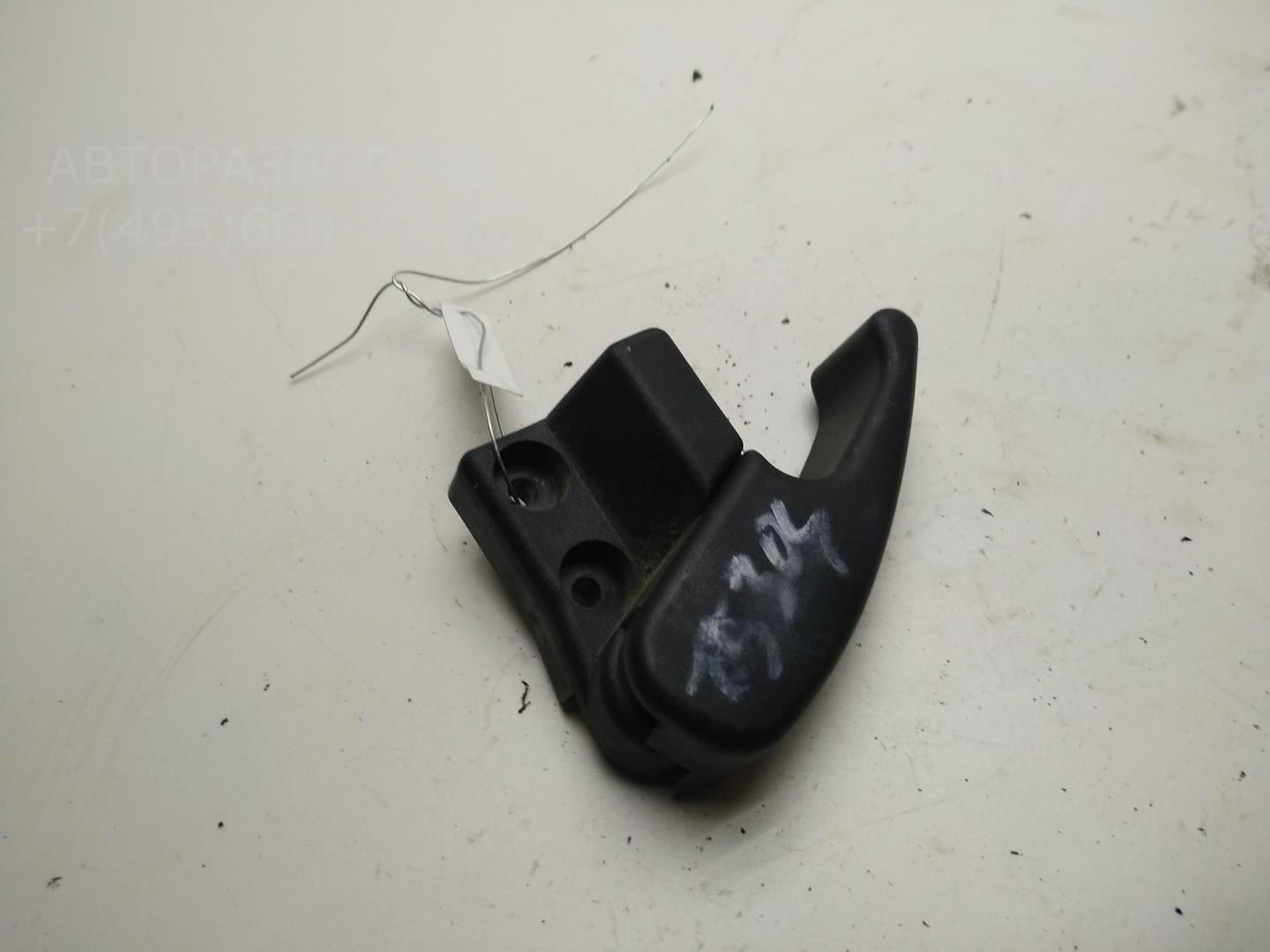 Ручка открывания капота