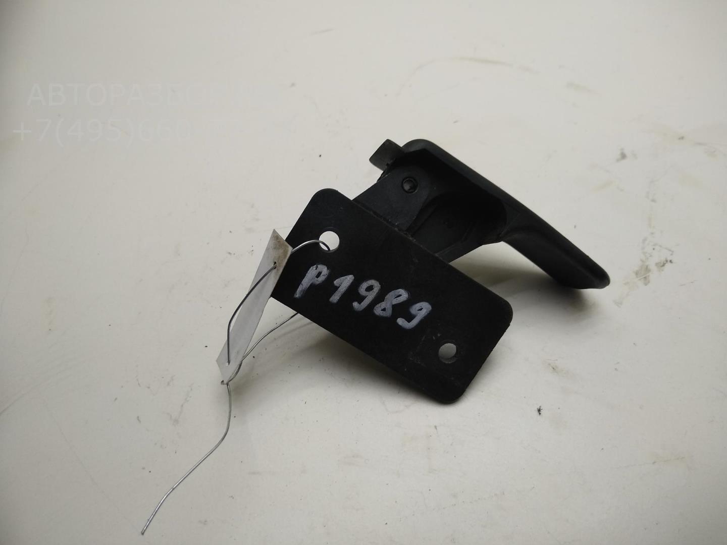 Ручка открывания капота