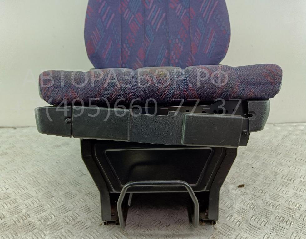 Сиденье переднее правое