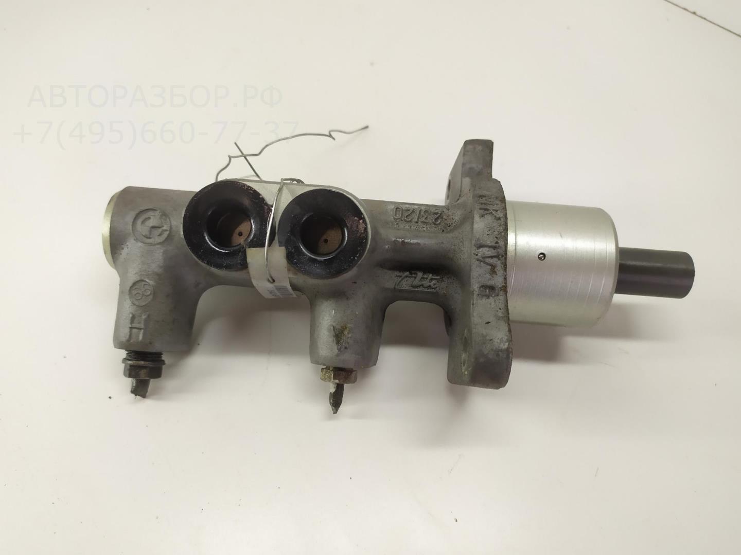 Цилиндр тормозной главный