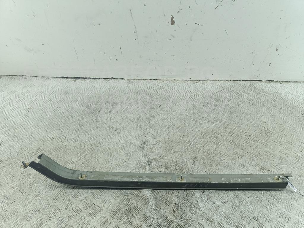 Направляющая двери сдвижной