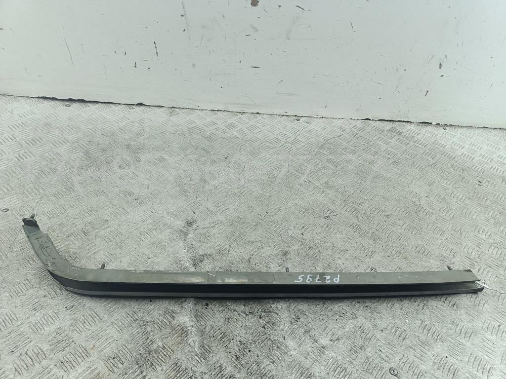 Направляющая двери сдвижной