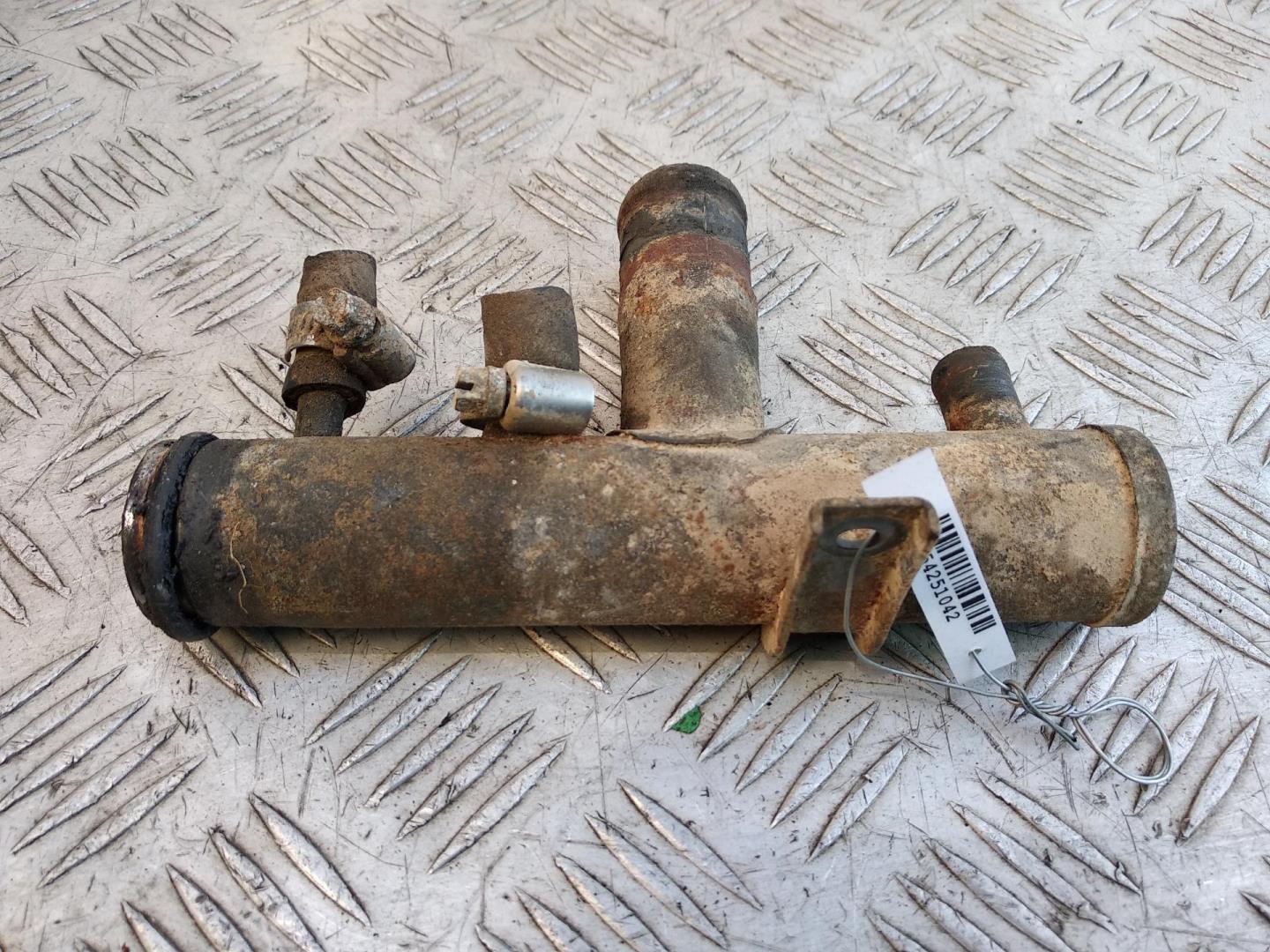 Трубка системы охлаждения