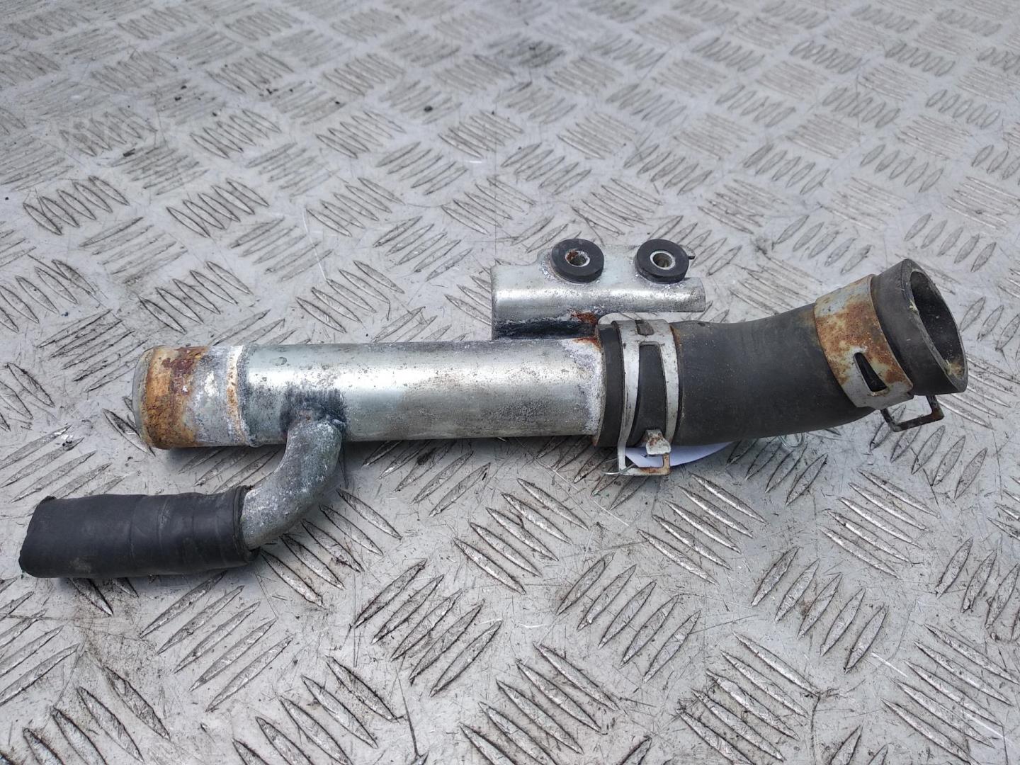 Трубка системы охлаждения