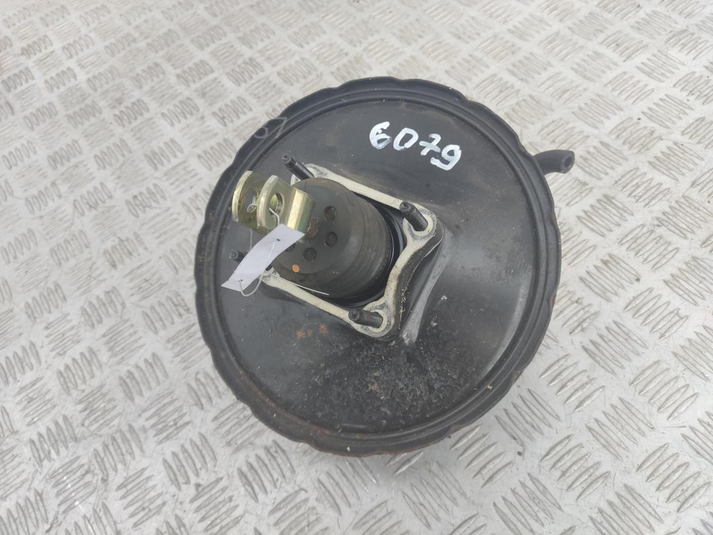 Усилитель тормозов вакуумный