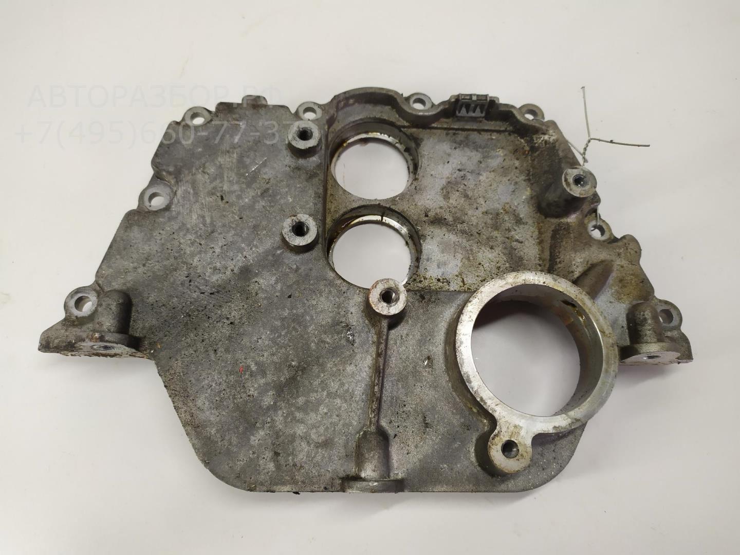 Крышка двигателя передняя