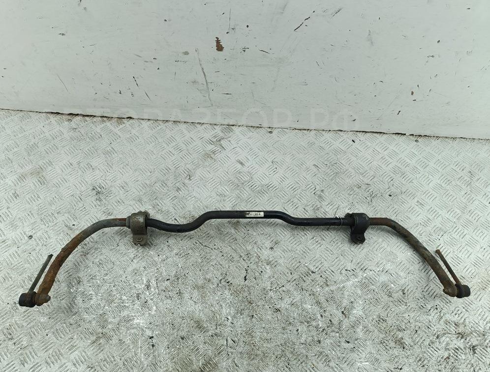 Стабилизатор передний