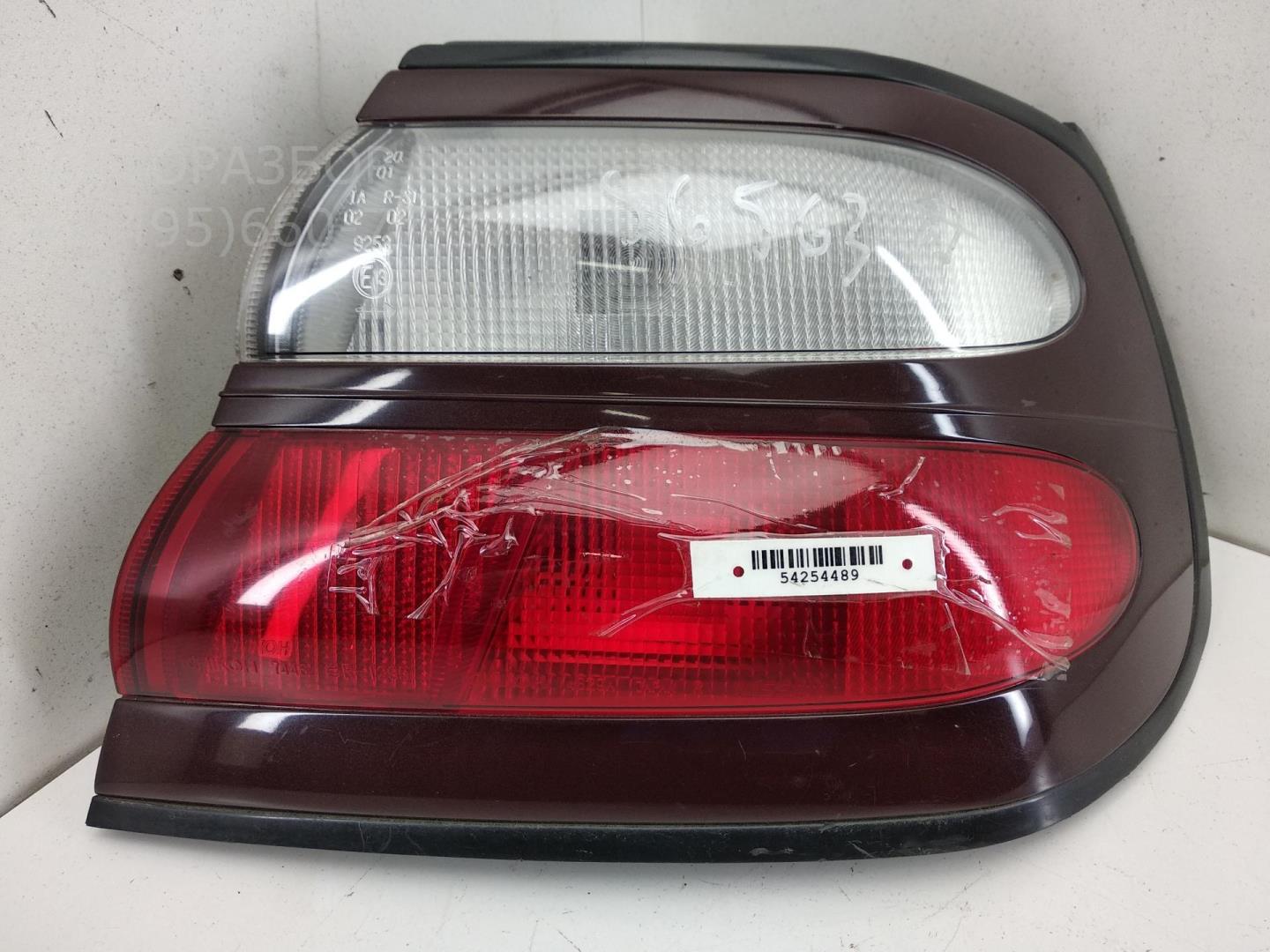 Фонарь задний правый