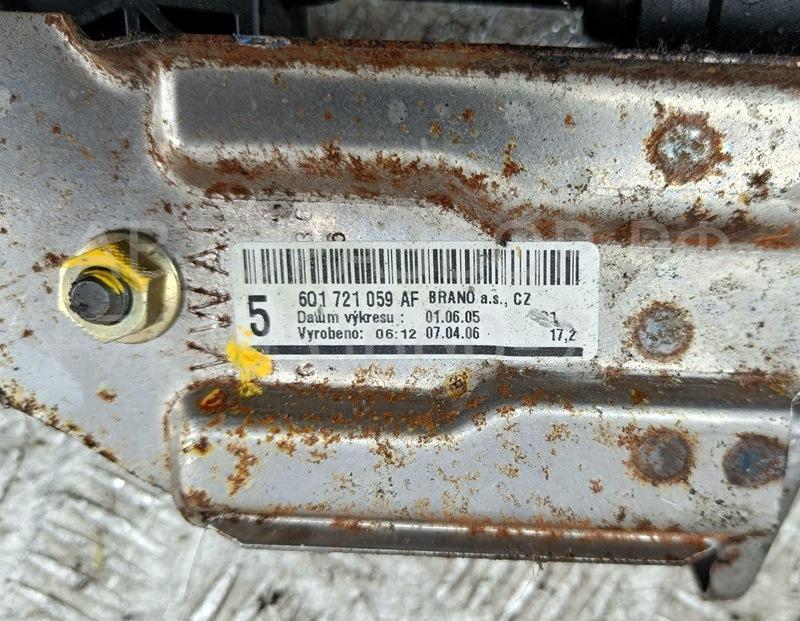 Цилиндр сцепления главный