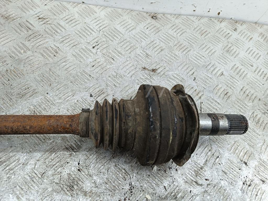 Полуось задняя