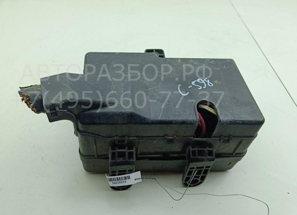 Блок предохранителей