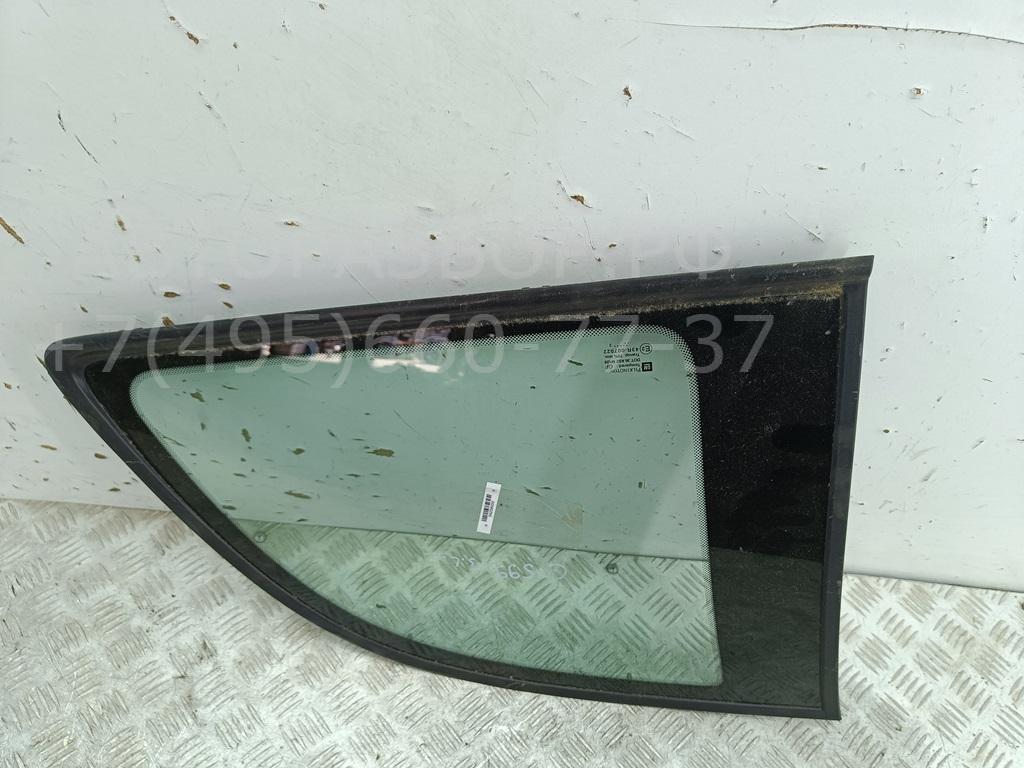 Стекло кузовное глухое левое
