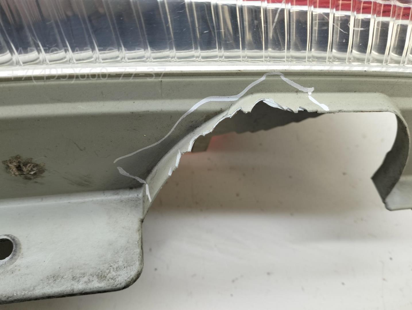 Фонарь задний левый