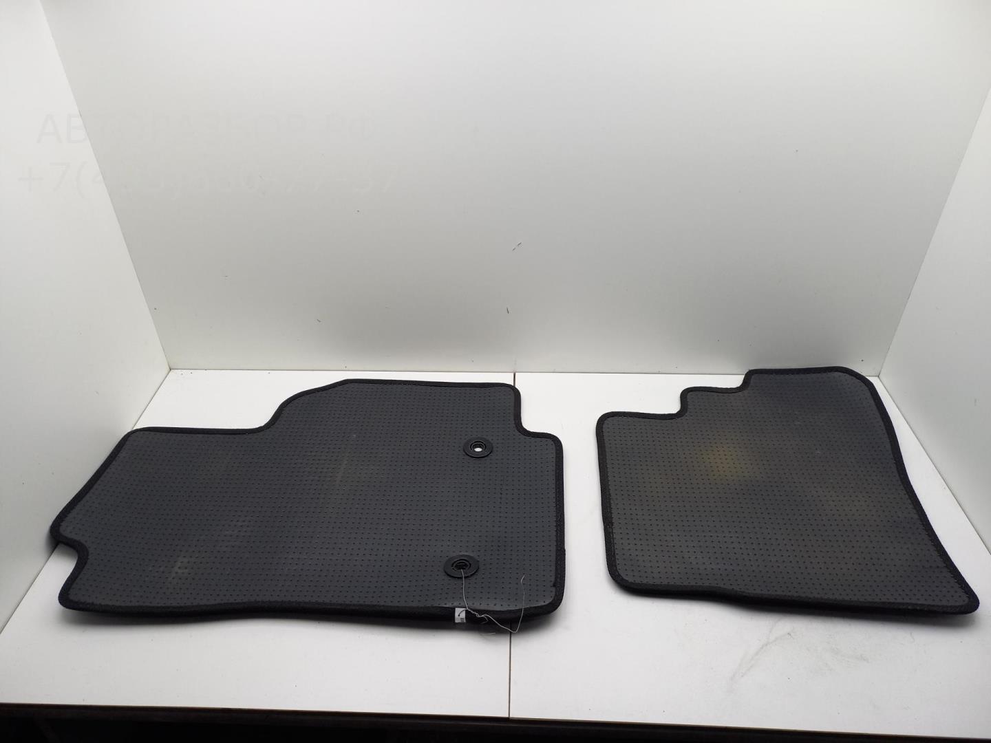 Покрытие напольное (ковролин)