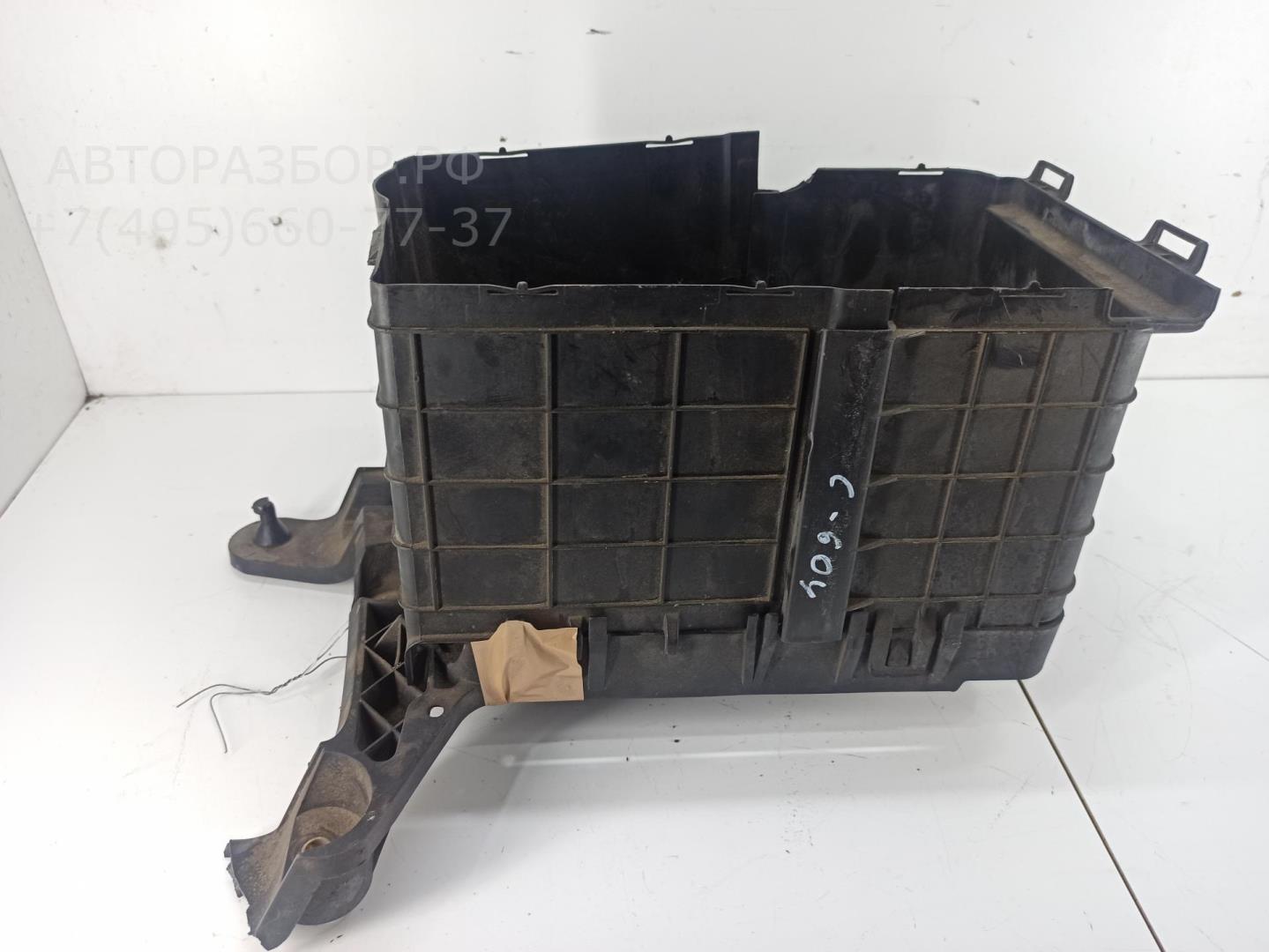 Крепление АКБ (корпус/подставка)