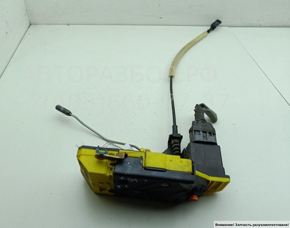 Замок двери задней левой