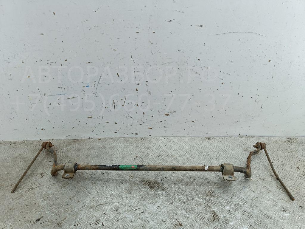Стабилизатор передний