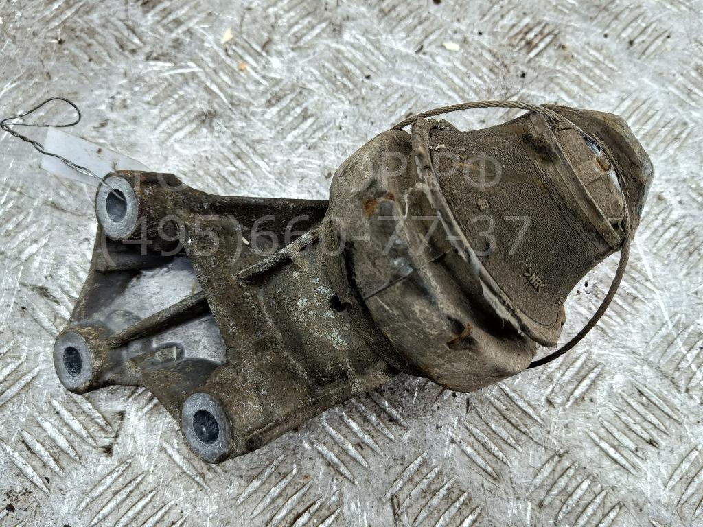 Опора двигателя