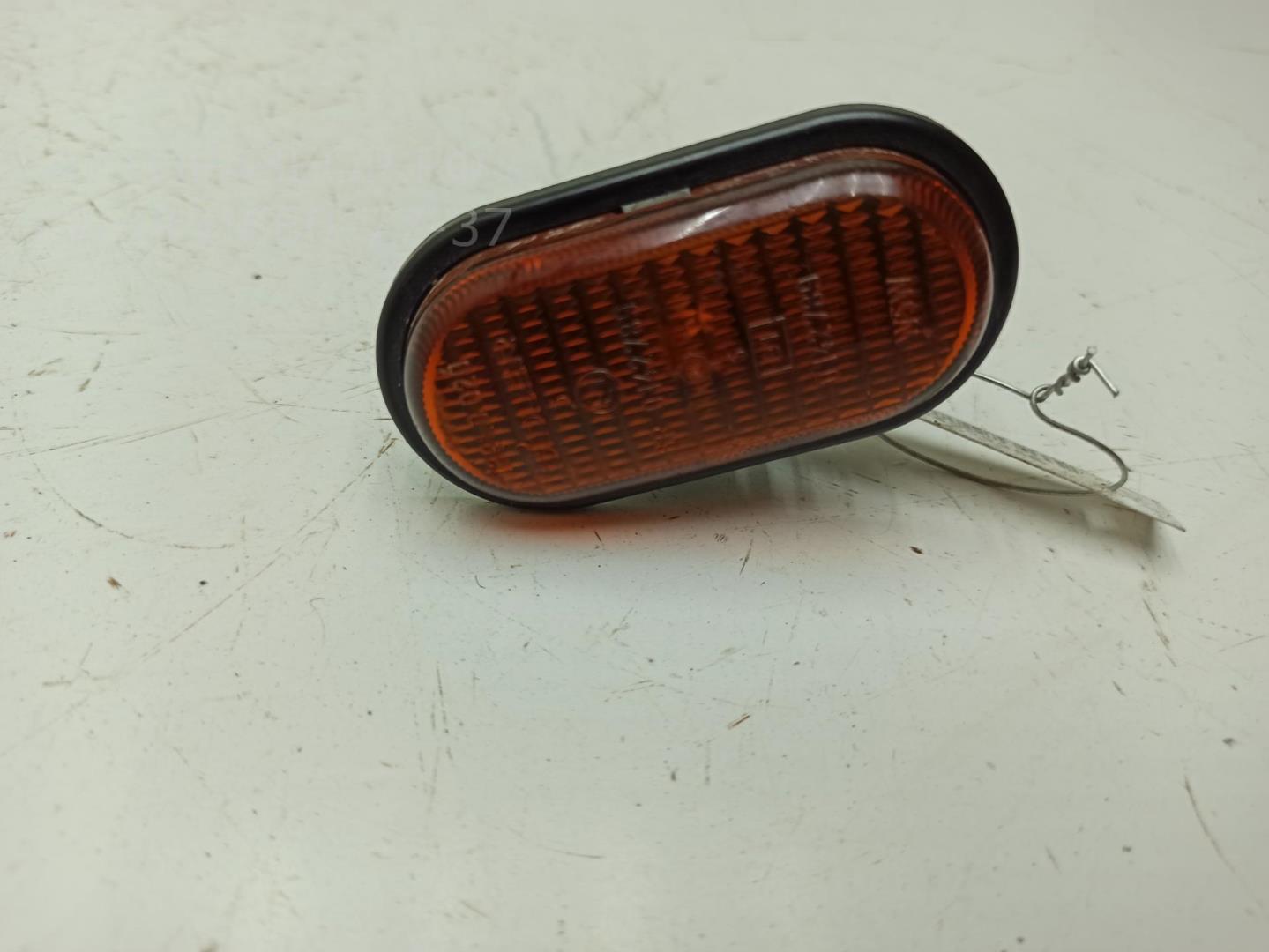 Указатель поворота левый