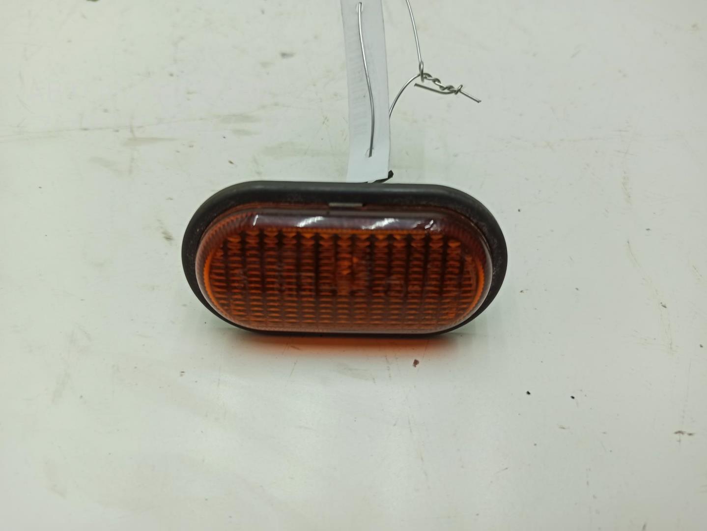 Указатель поворота правый