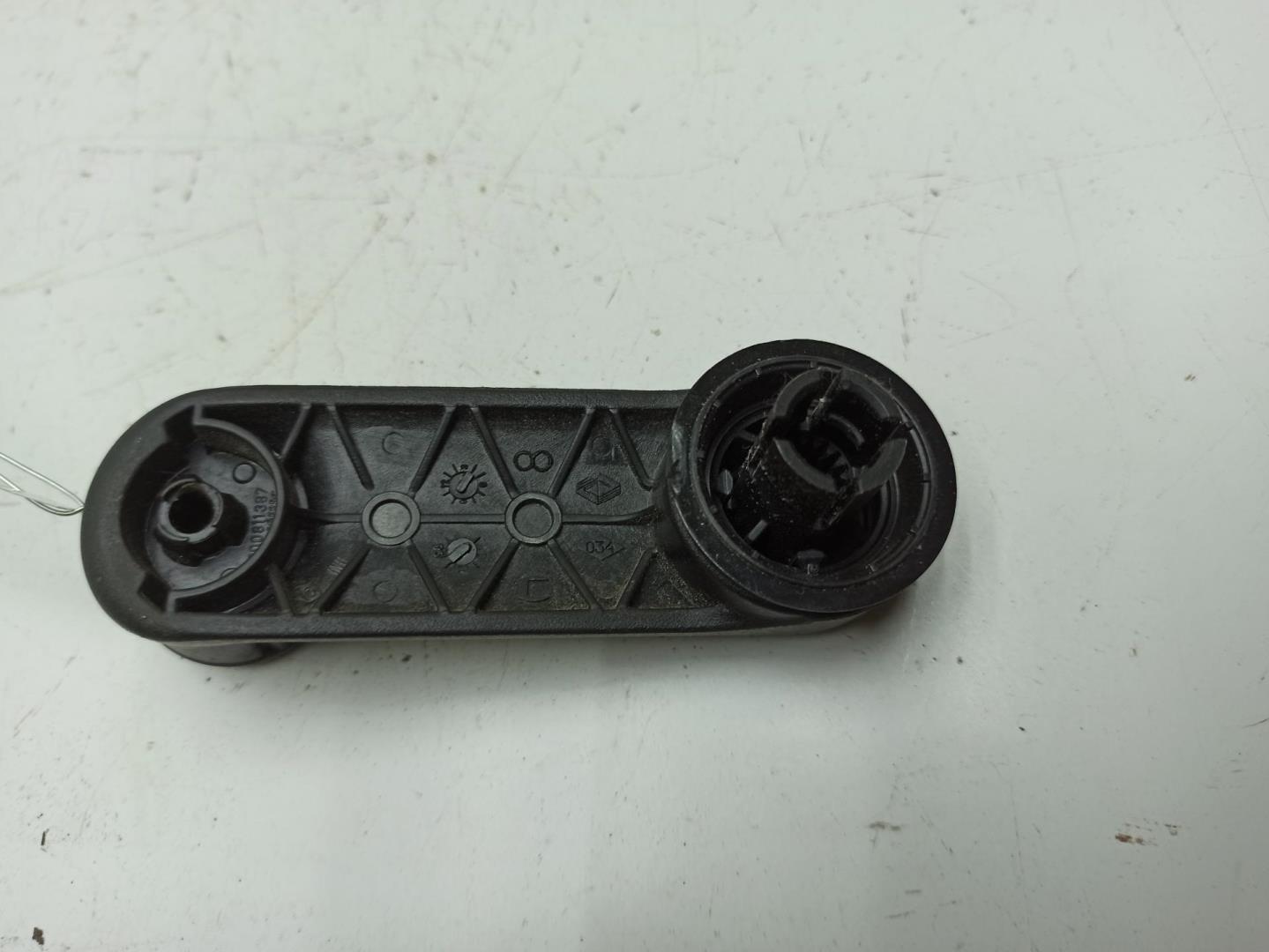 Ручка стеклоподъемника