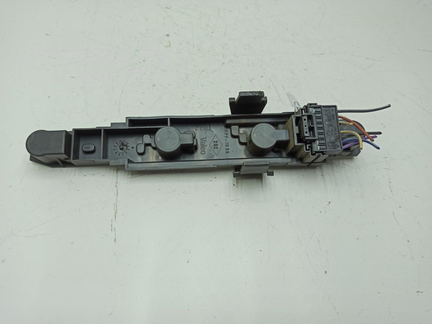 Плата заднего фонаря правого