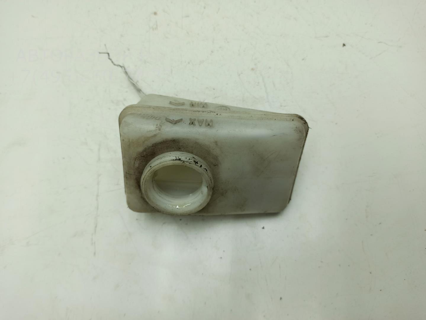 Бачок главного тормозного цилиндра