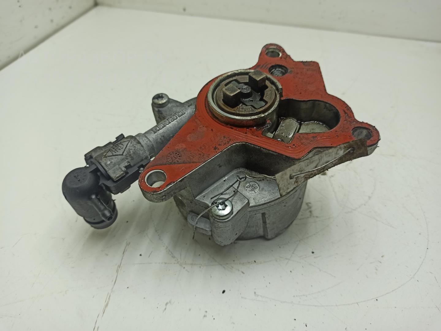 Насос вакуумный