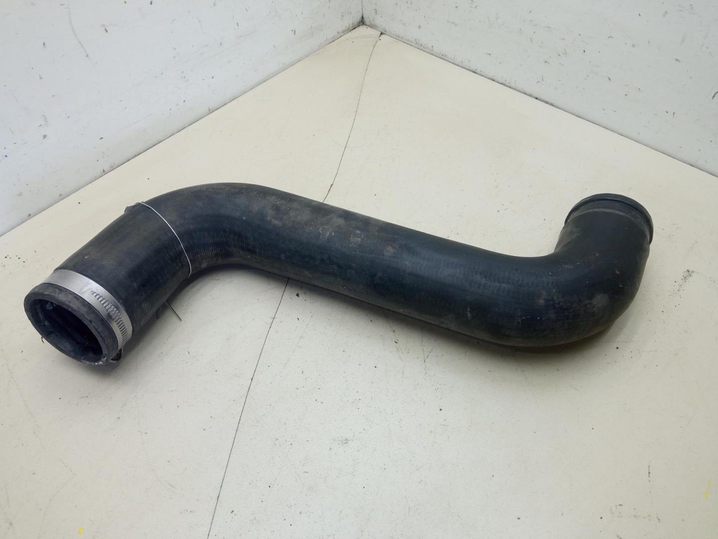 Патрубок интеркулера