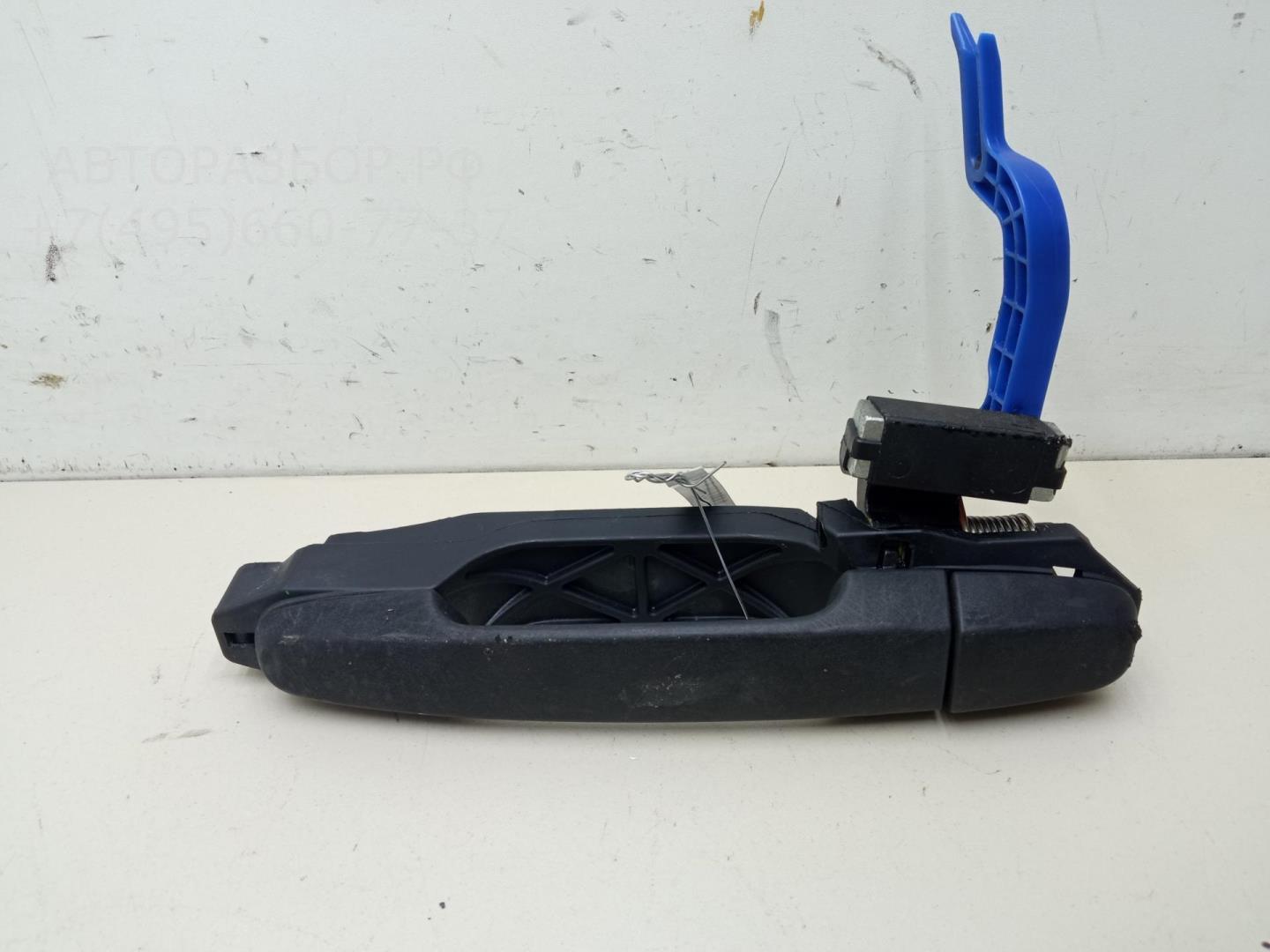 Ручка двери задней наружная левая