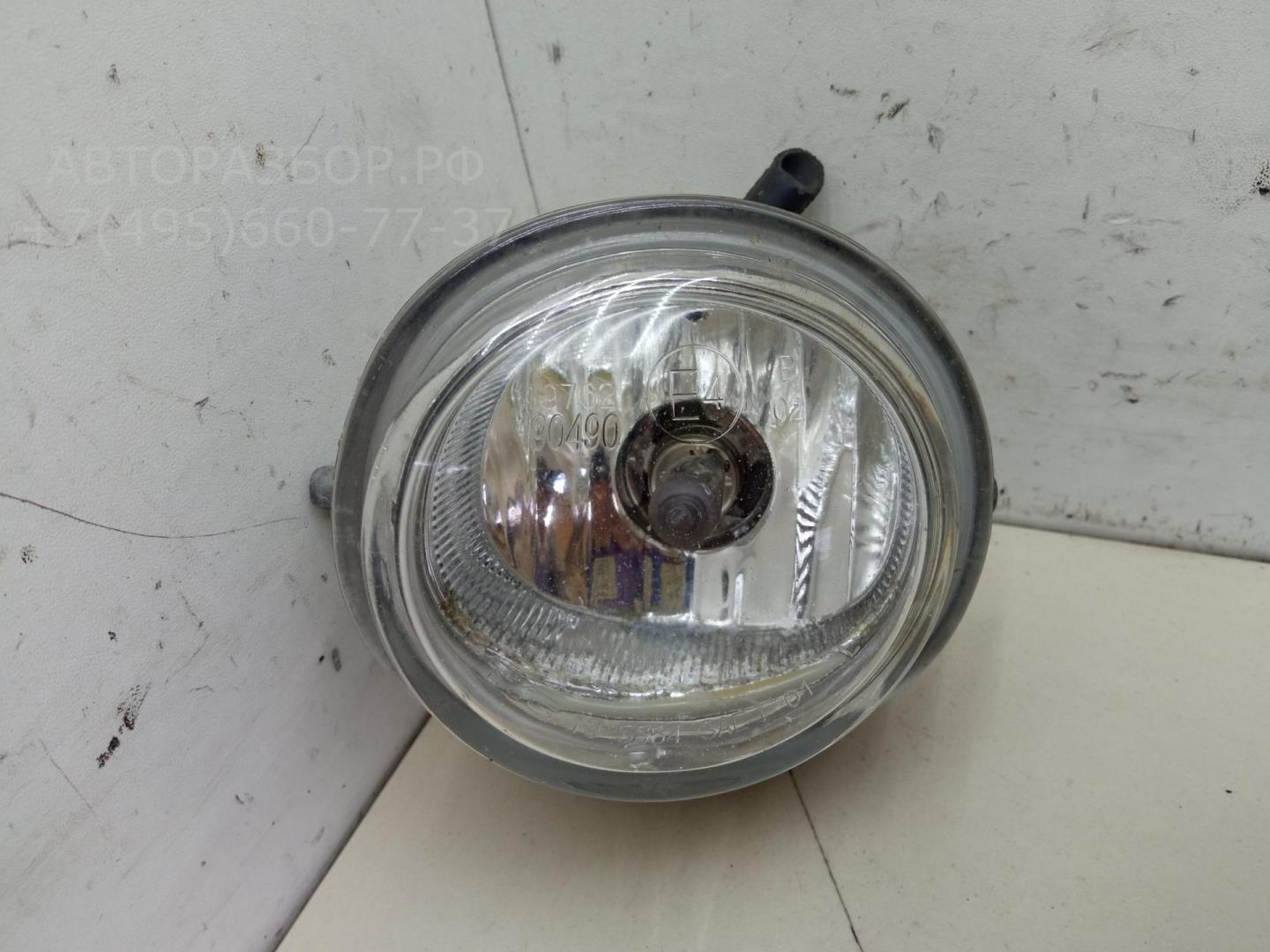 Фара противотуманная левая