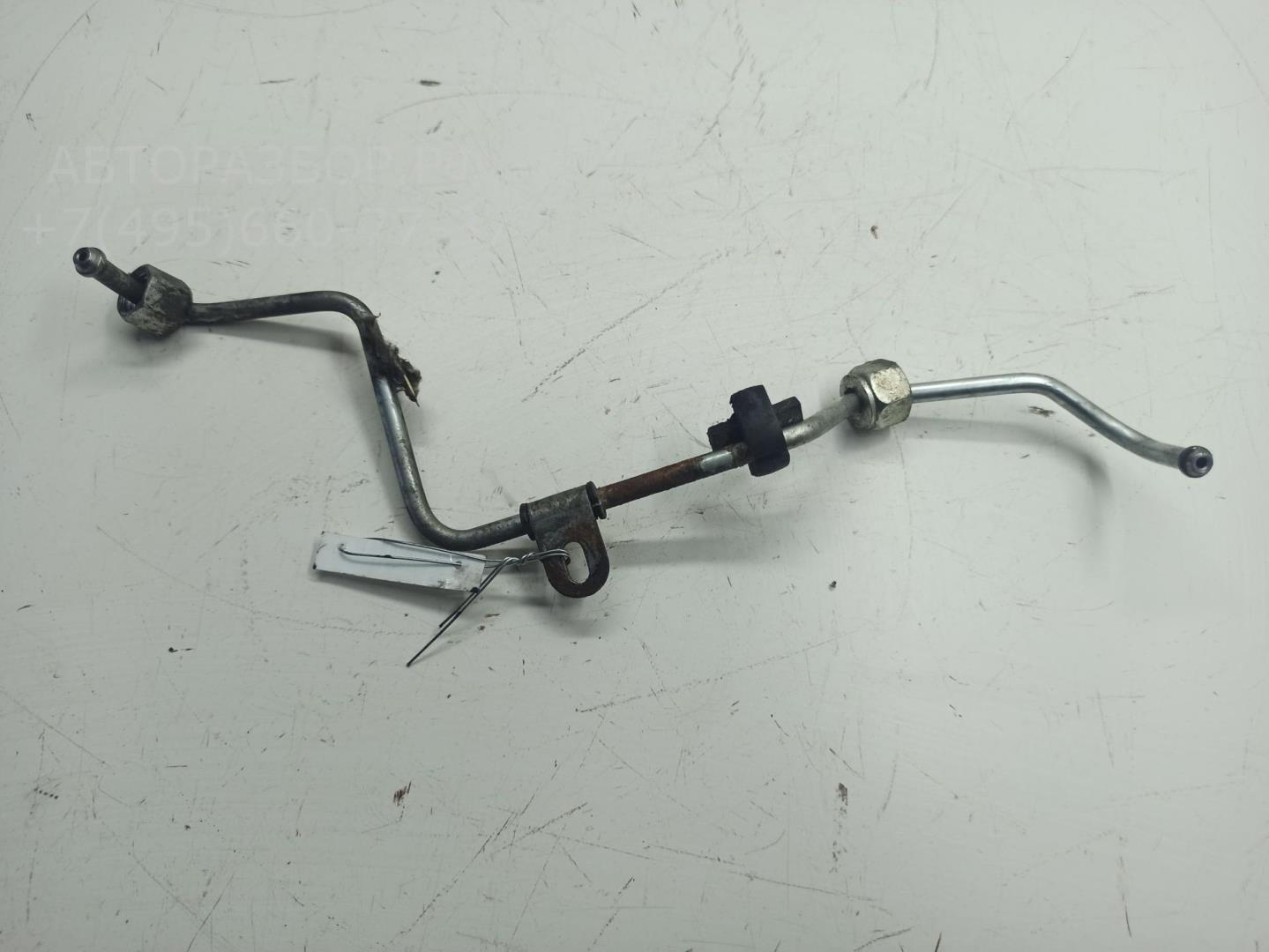 Трубка топливная