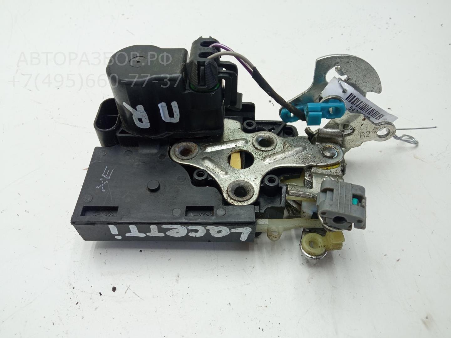 Замок двери передней правой