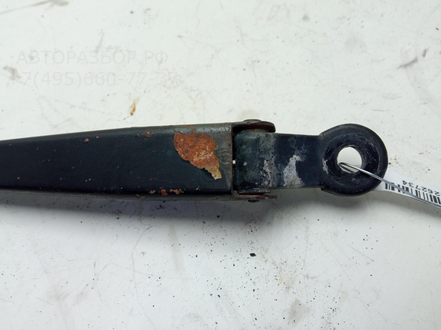 Поводок стеклоочистителя заднего