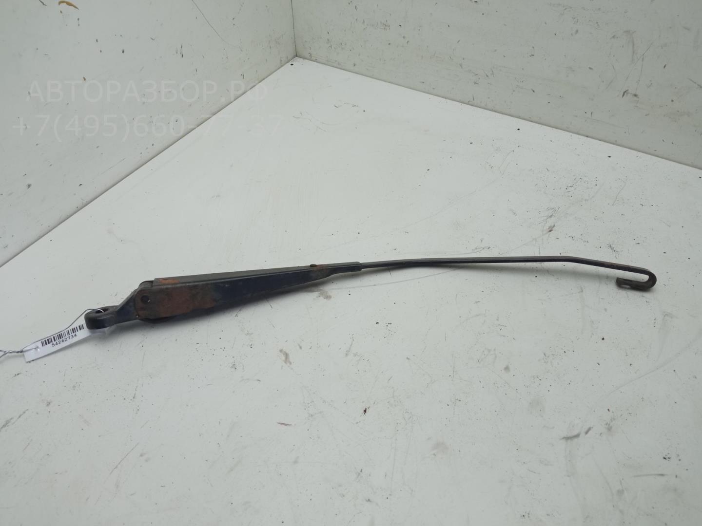 Поводок стеклоочистителя заднего