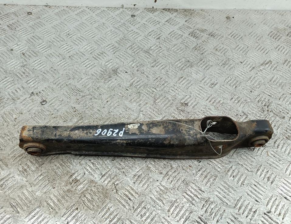 Рычаг задний левый