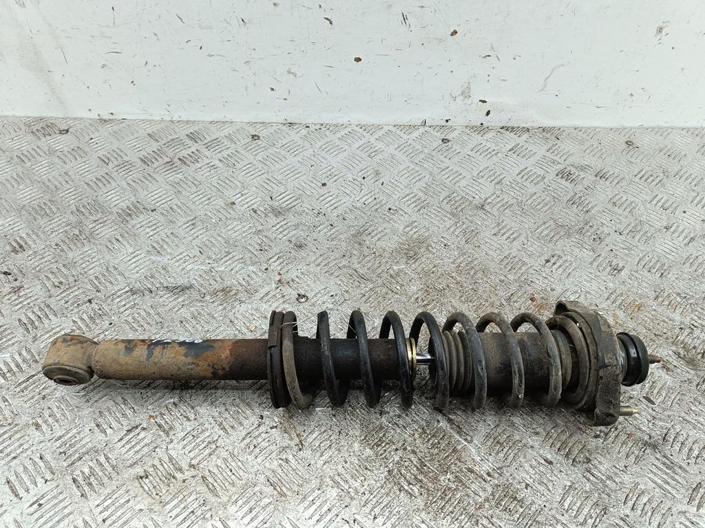 Амортизатор задний правый