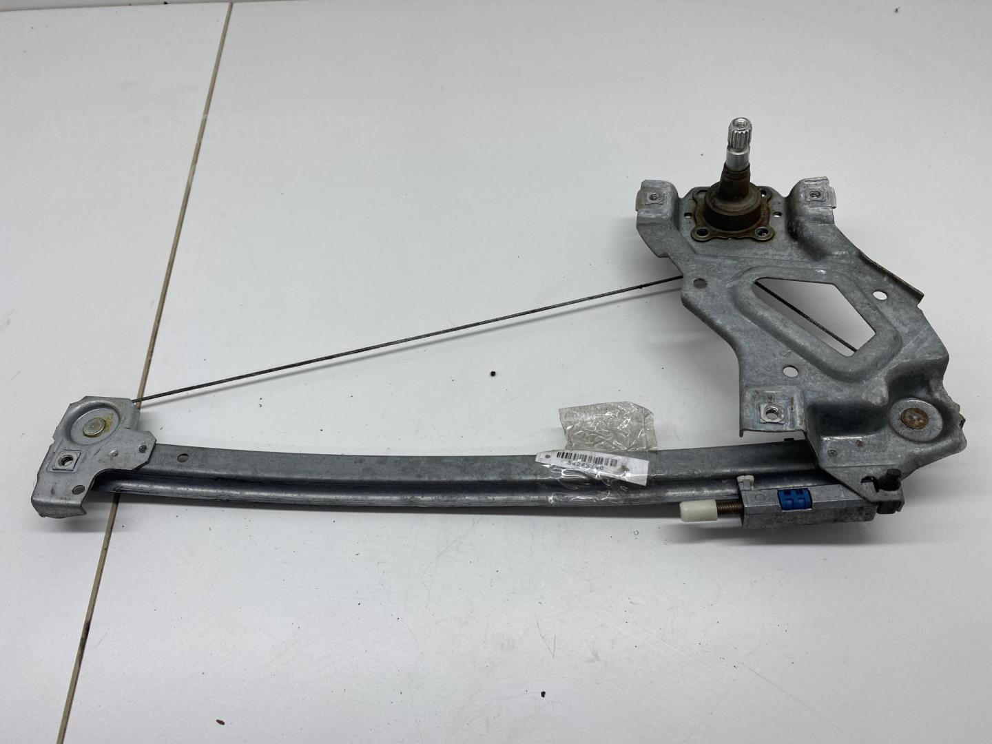 Стеклоподъемник механ. задний левый