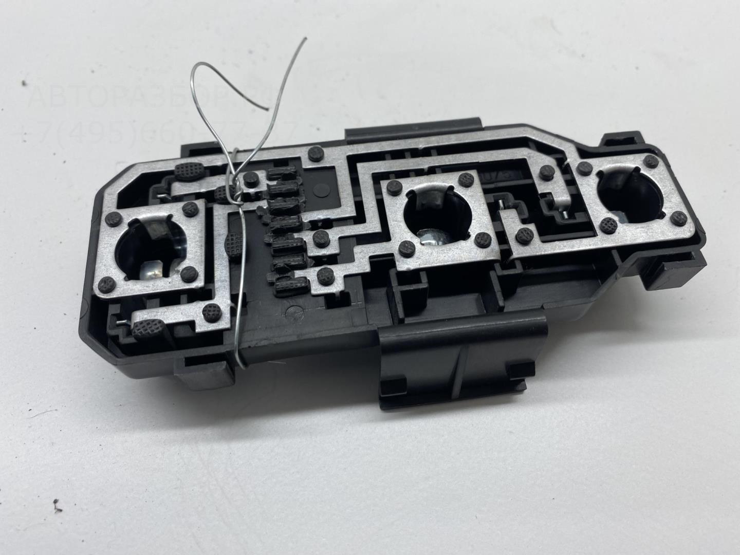 Плата заднего фонаря левого