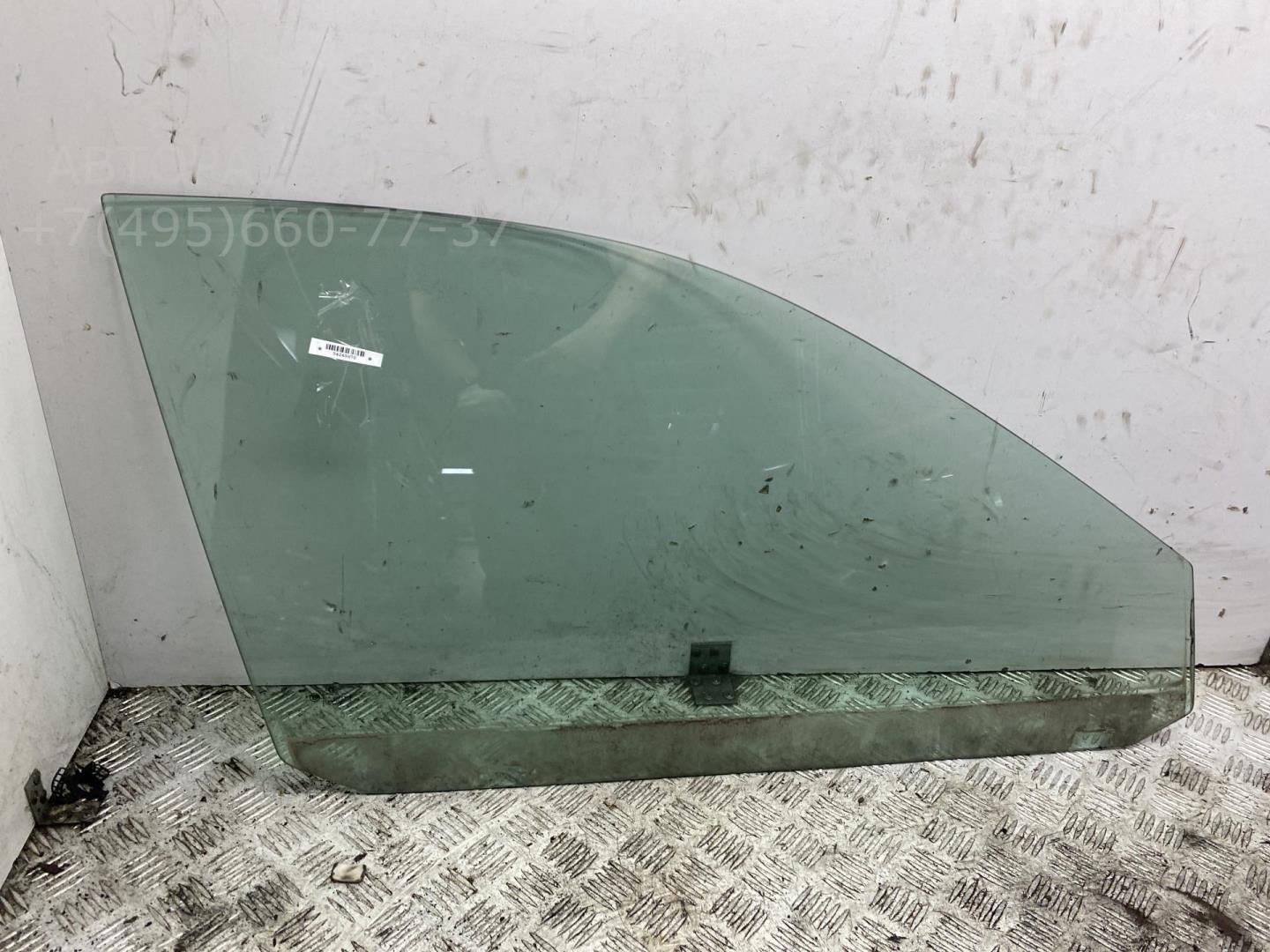 Стекло двери передней правой