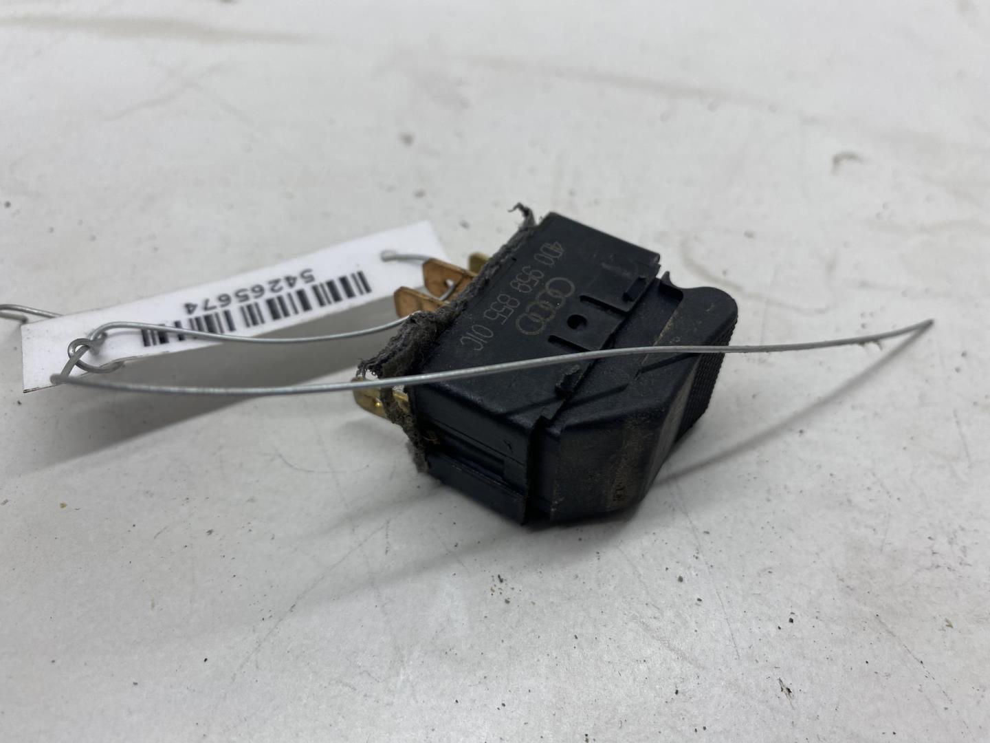 Кнопка стеклоподъемника