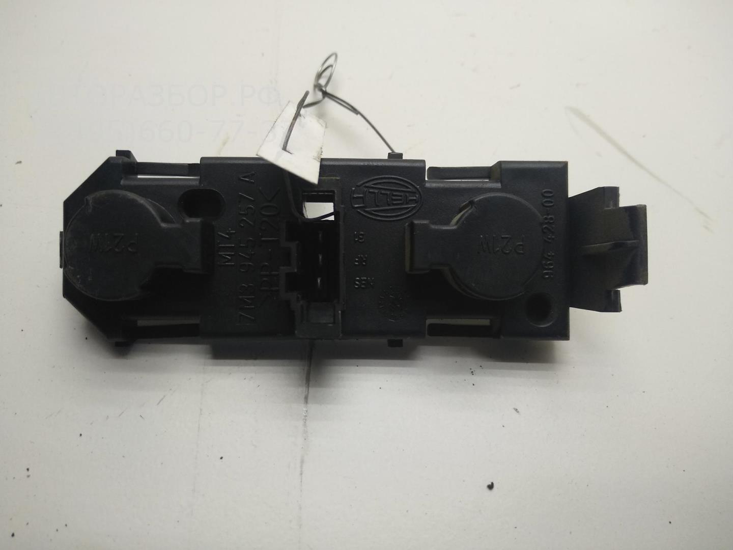 Плата заднего фонаря правого