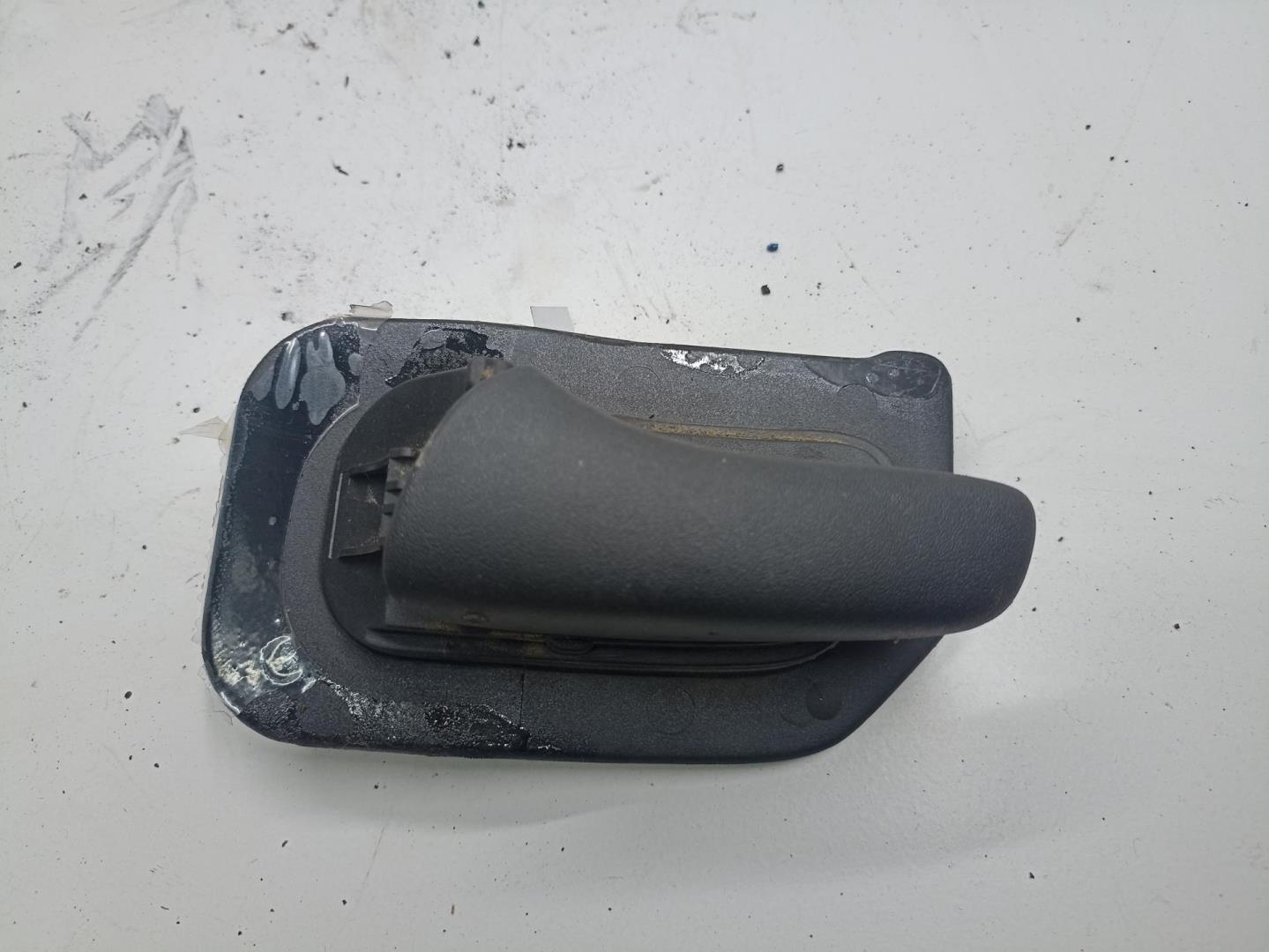 Ручка двери задней внутренняя левая