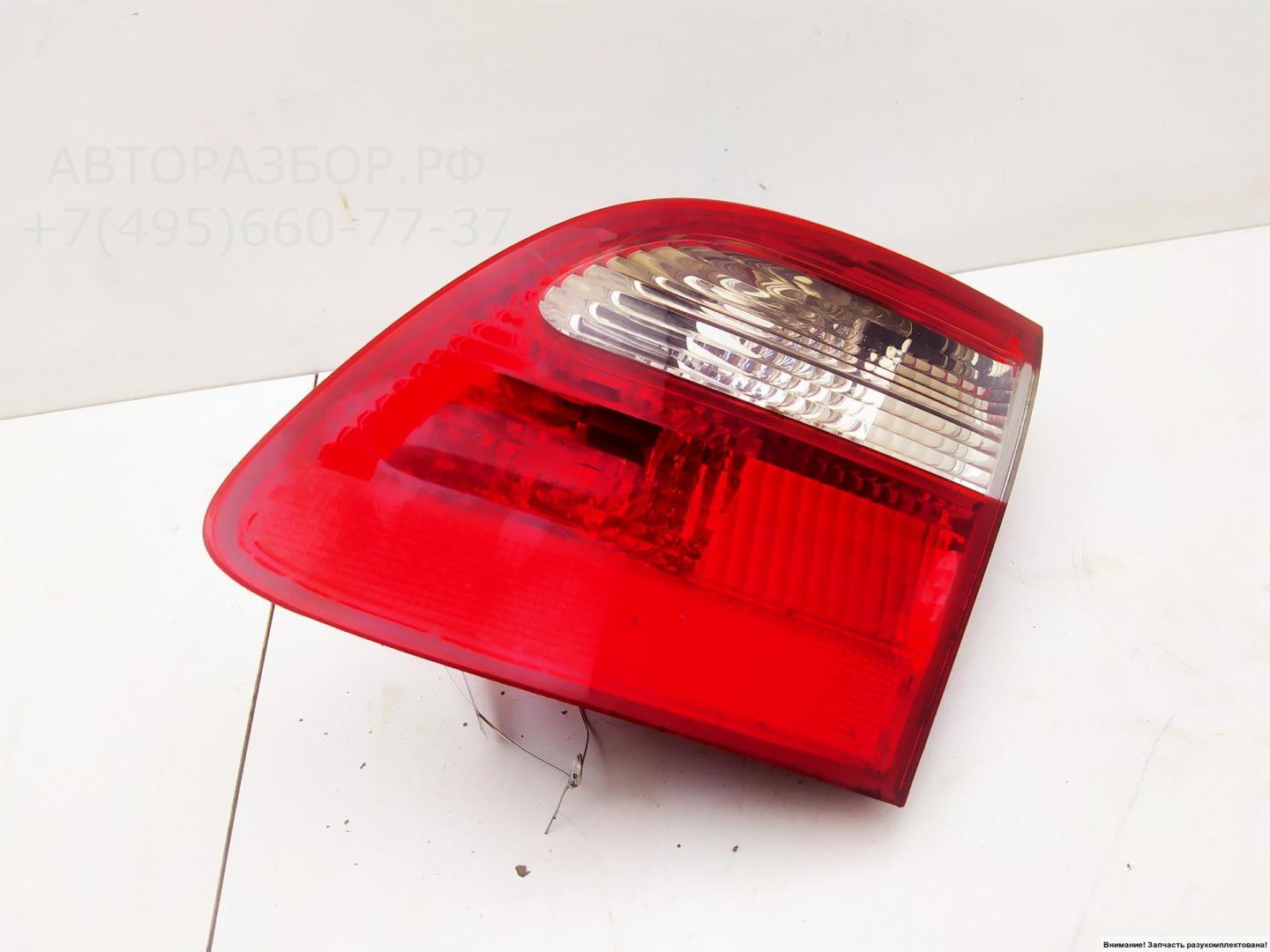 Фонарь задний внутренний правый