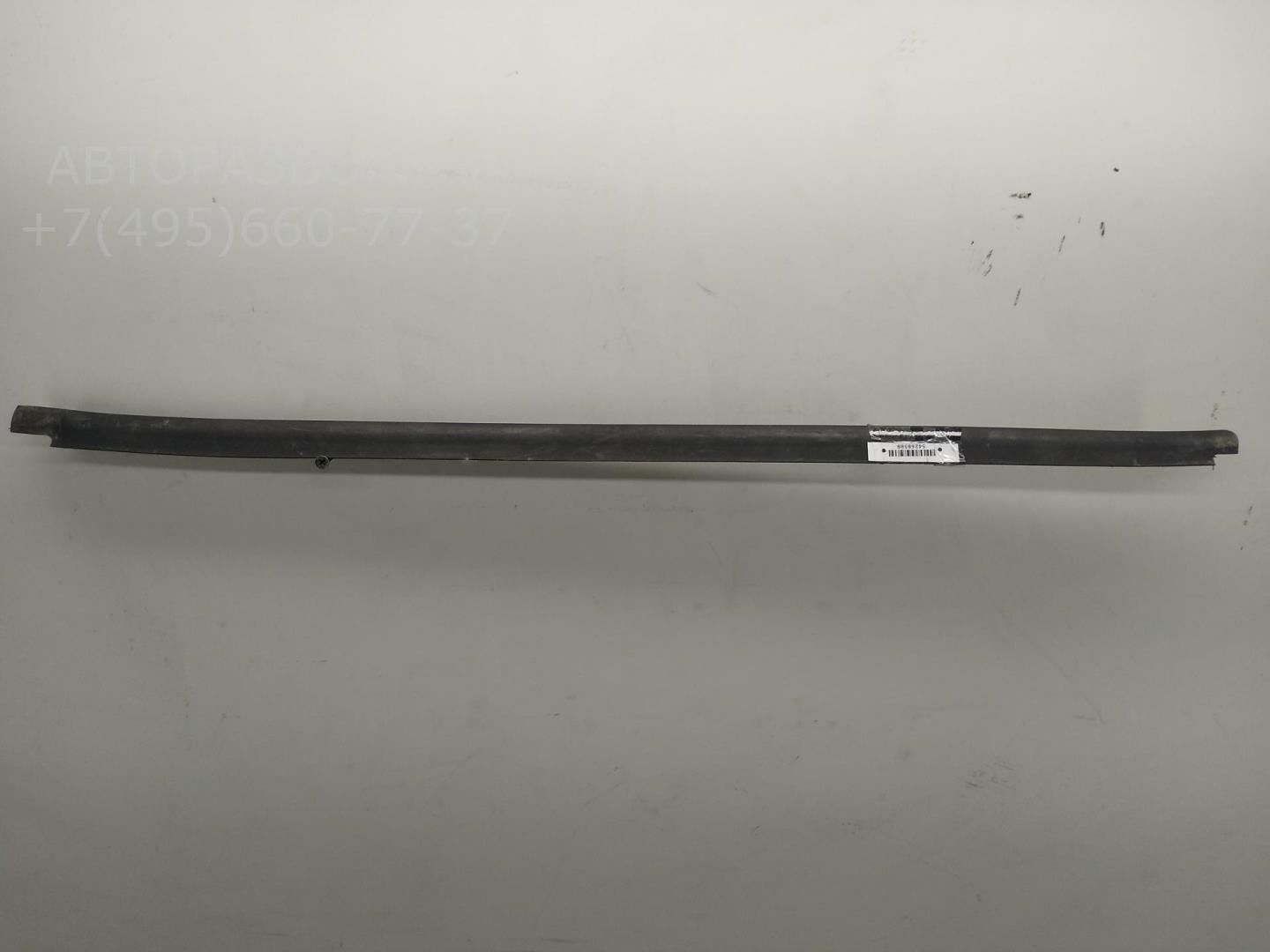 Накладка стекла заднего левого