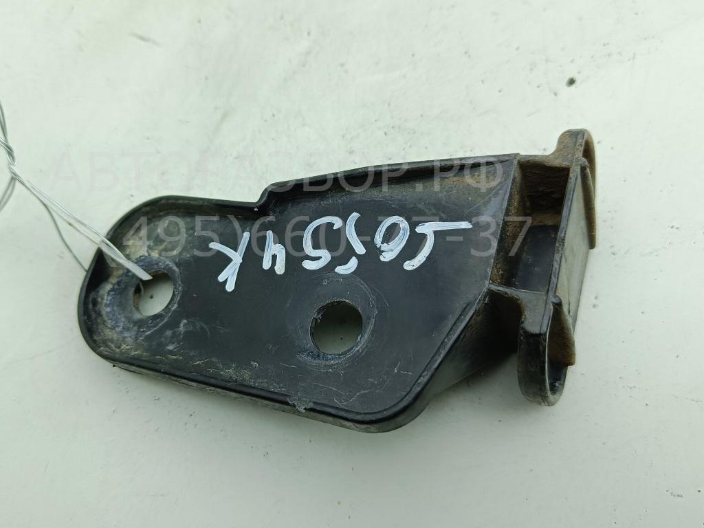 Кронштейн переднего бампера левый