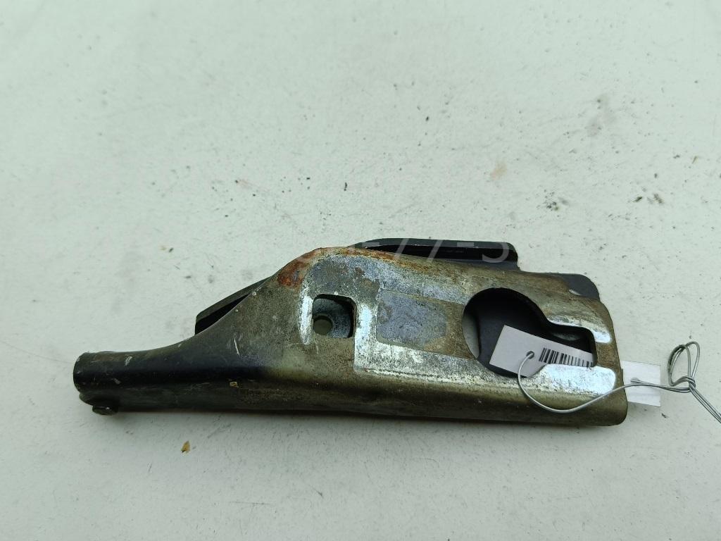 Петля капота левая