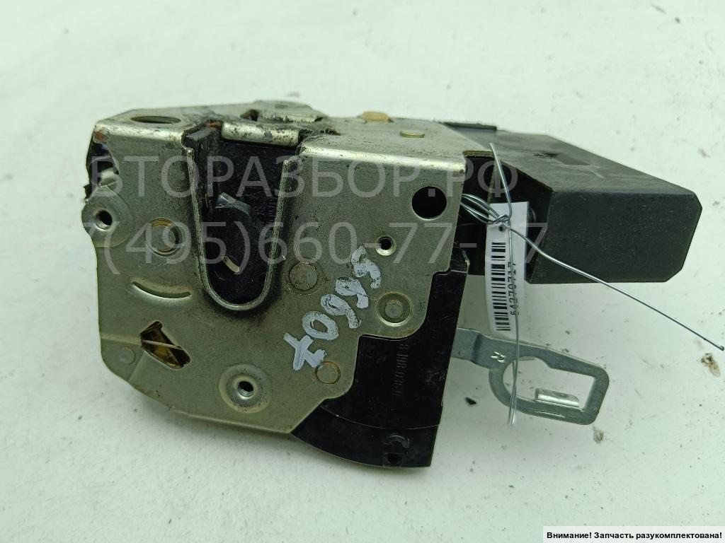 Замок двери передней правой