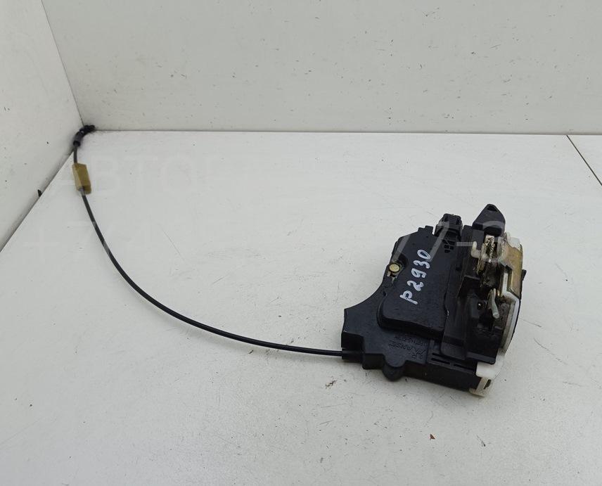 Замок двери передней правой