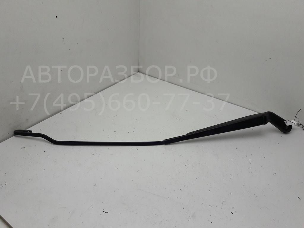 Поводок стеклоочистителя передний правый